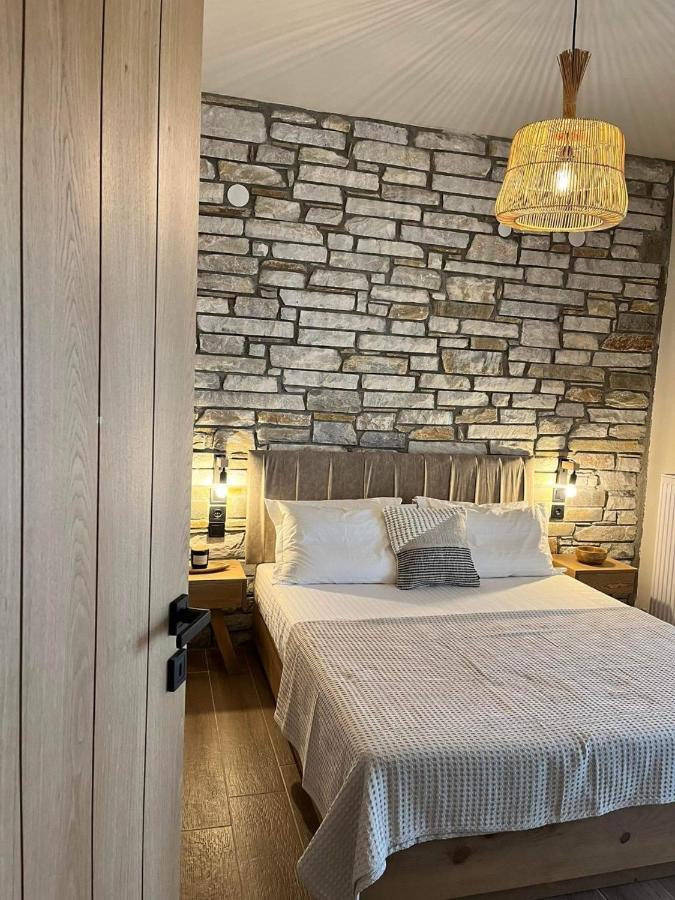 Peri Elxis Luxury Suites Mourésion Екстериор снимка