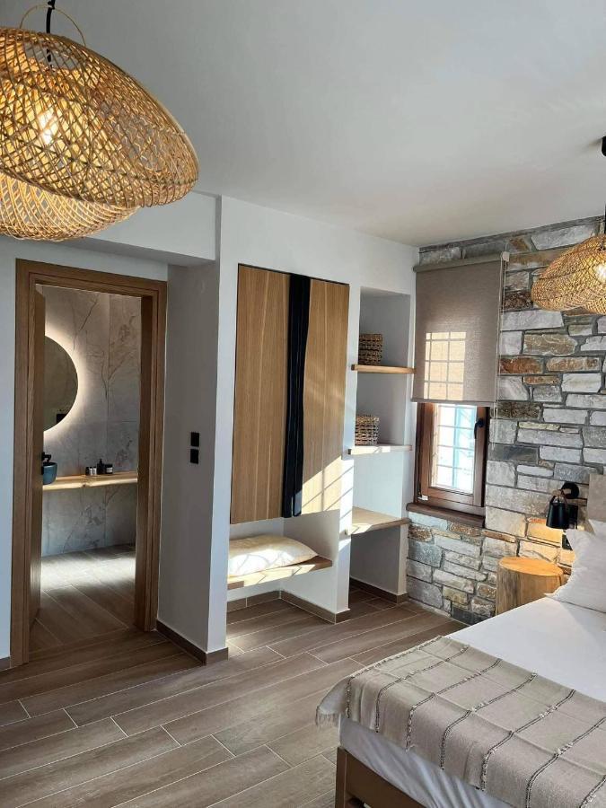 Peri Elxis Luxury Suites Mourésion Екстериор снимка
